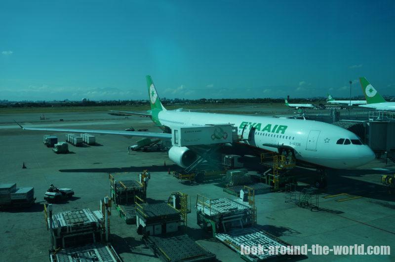 エバー航空A330-200エコノミーBR198台北〜成田搭乗記