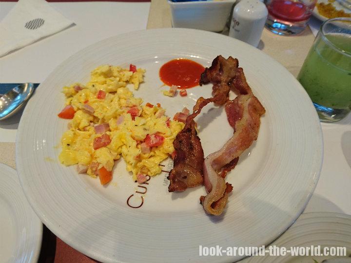 プルマンバンコクキングパワーのCuisine Unplugged Restaurantでの朝食