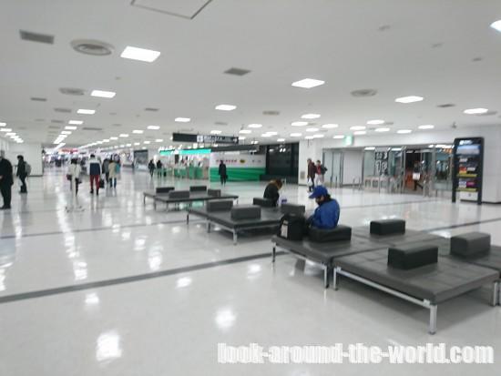 成田空港で深夜宿泊するならココ!第2ターミナルの北ウェイティングエリアをご紹介